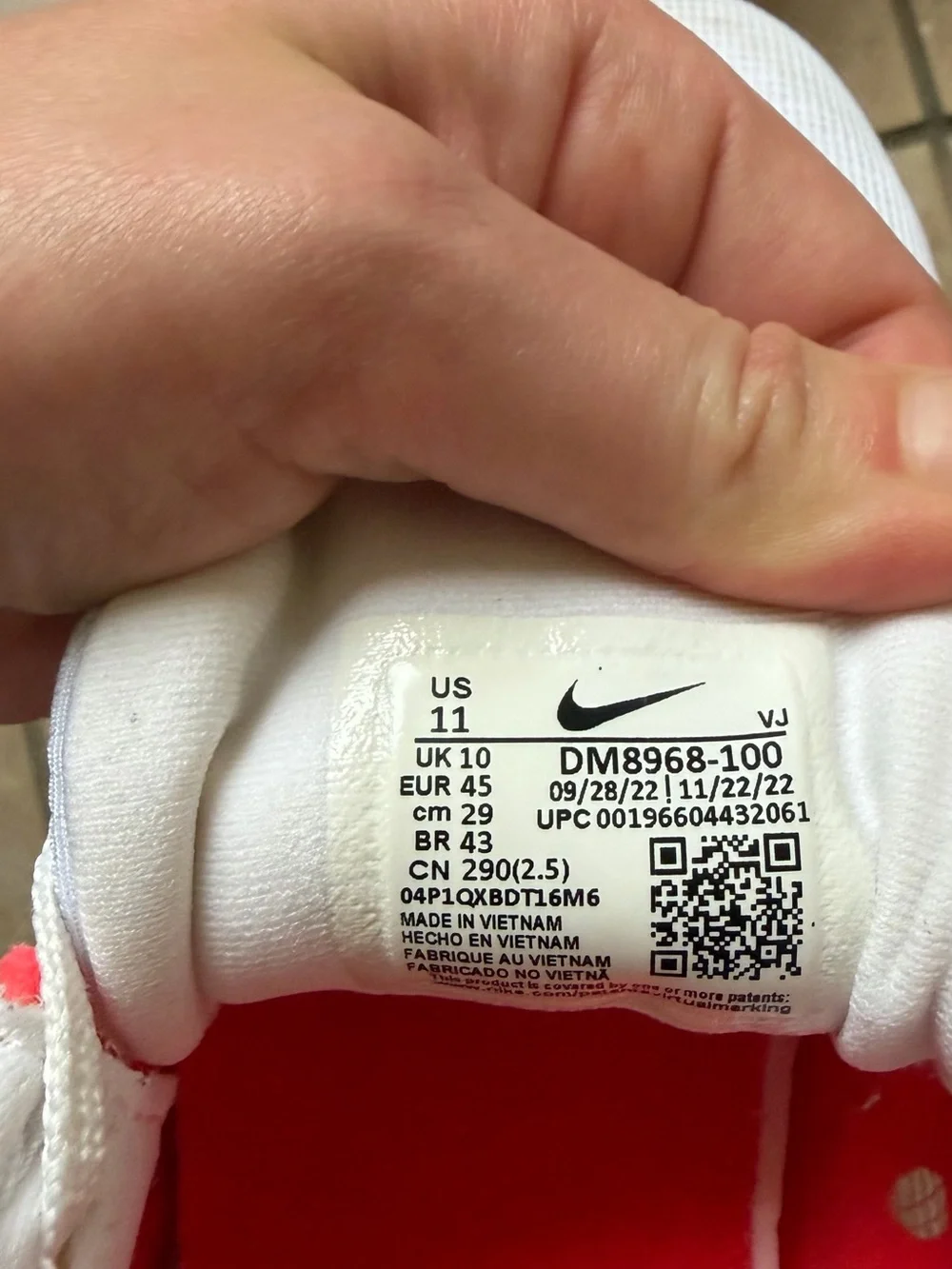 Nike - Zoom Fly 5 'White Bright Crimson' . Men US 11